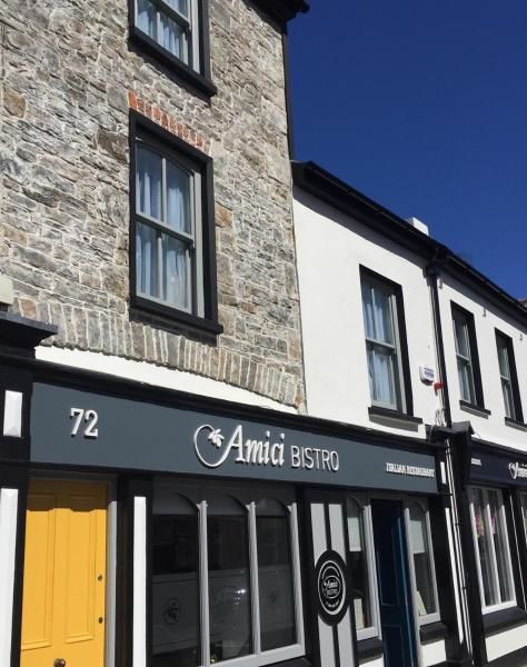 Отели типа «постель и завтрак» Amici Bistro & Accommodation Килраш-8